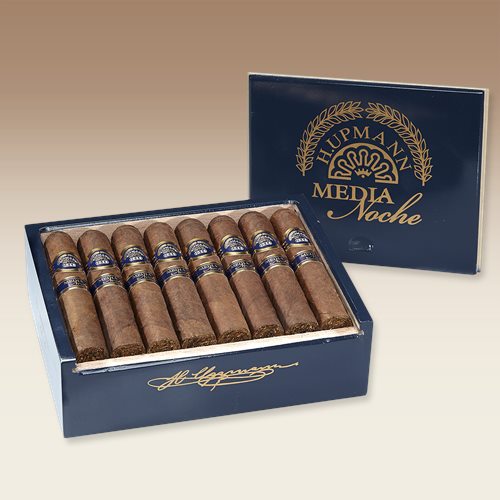 H. Upmann Media Media Noche